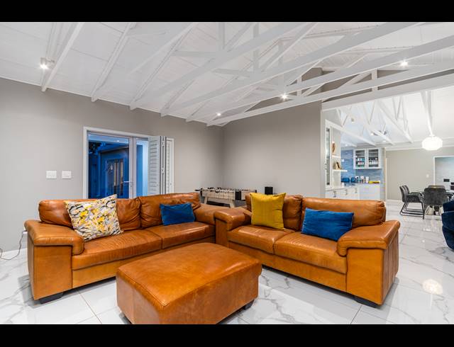 6 BEDROOM FREEHOLD FOR SALE IN TIJGERHOF